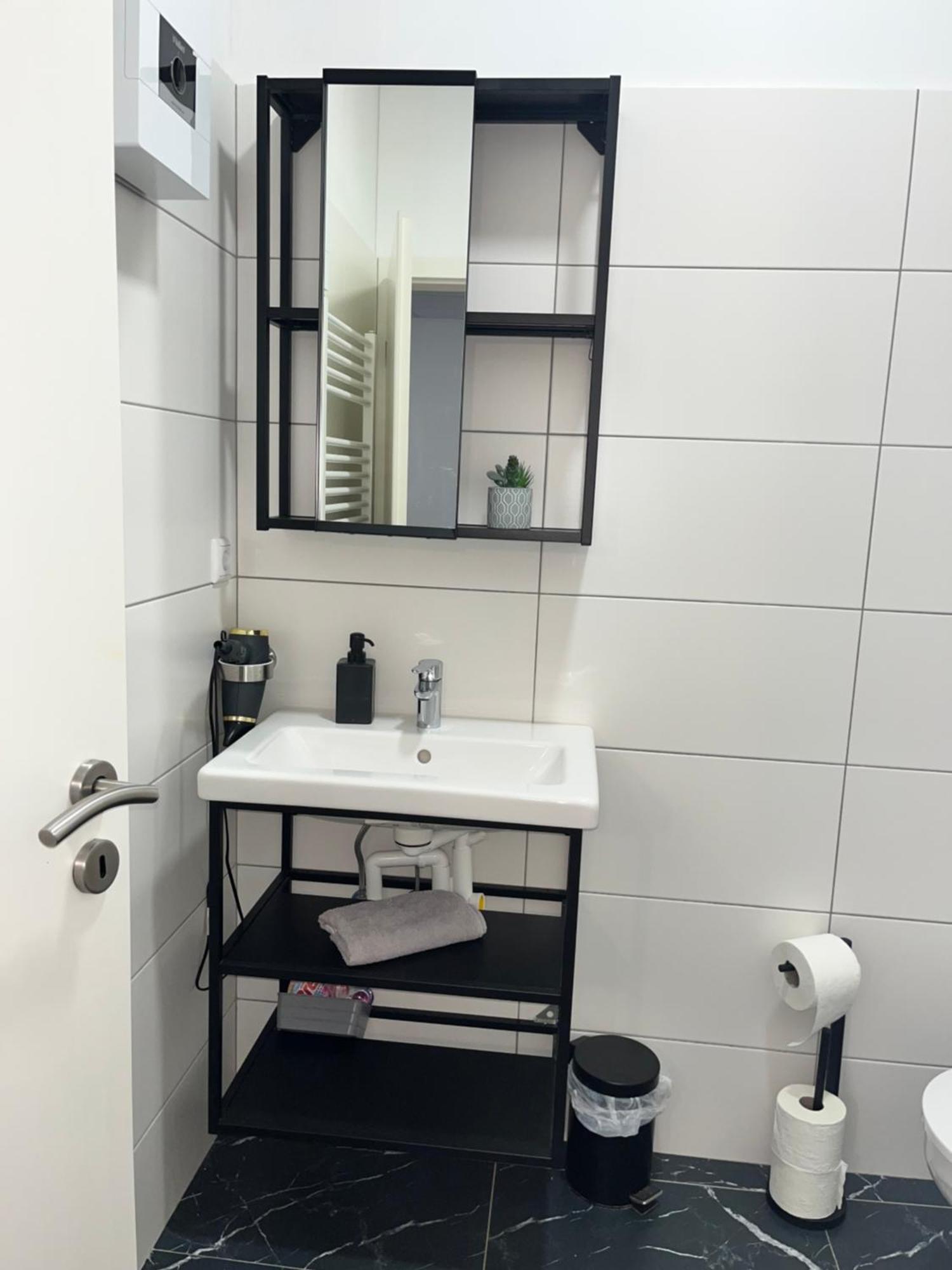 Apartment Central 10D 55Qm Wi-Fi Free Parking Calm Back House Dortmund Exteriér fotografie